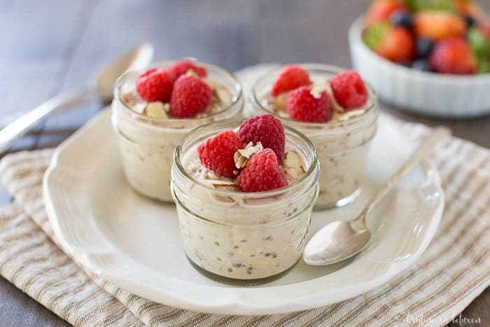 Delicious, quick, and easy vanilla overnight oats (in the refrigerator!). Made with oats, almond milk, chia seeds, and 100% maple syrup! Whole food and whole grain!
