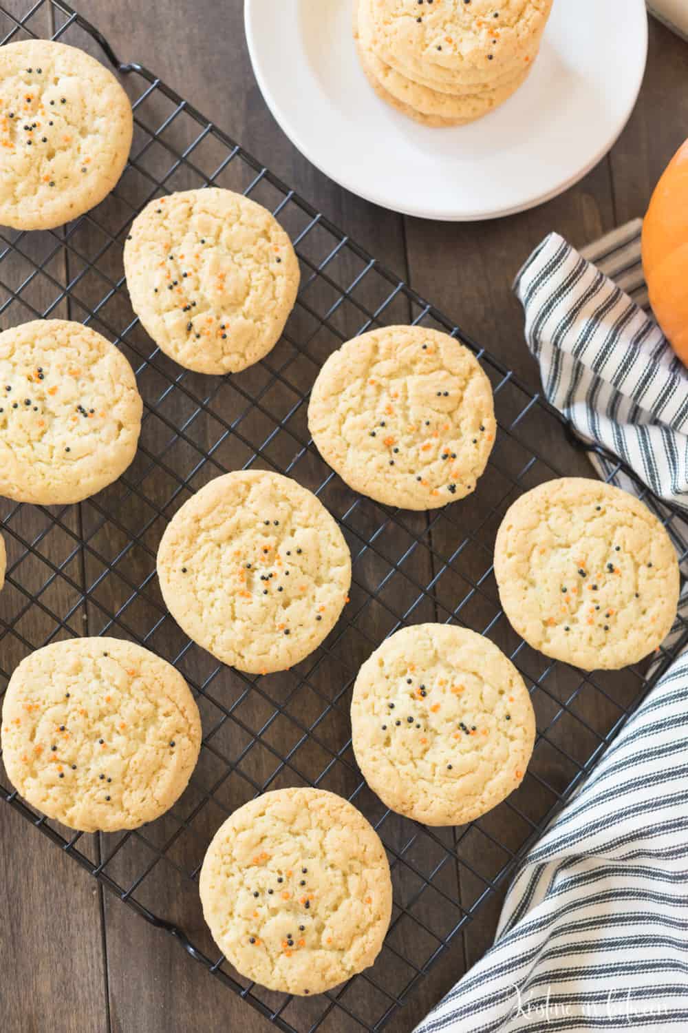These are the perfect easy Halloween cookies that can be made in under 30 minutes.
