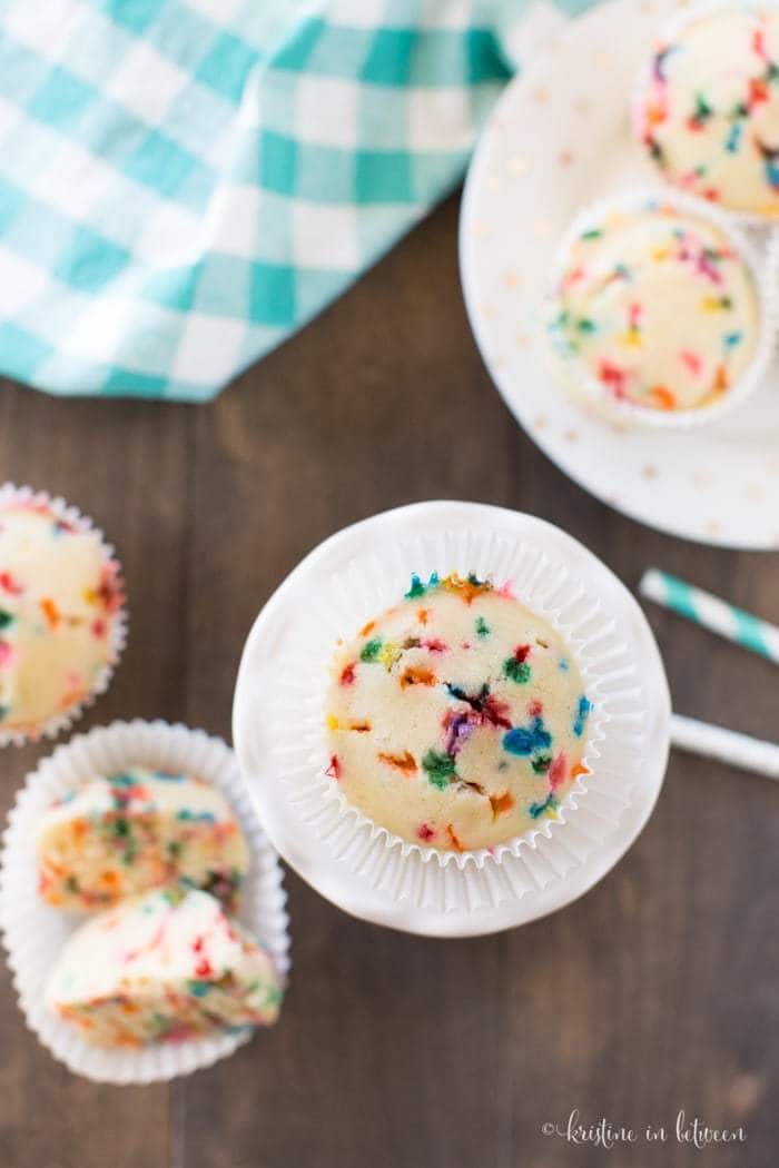 Strawberry Birthday Cake Cupcakes - www.thescranline.com