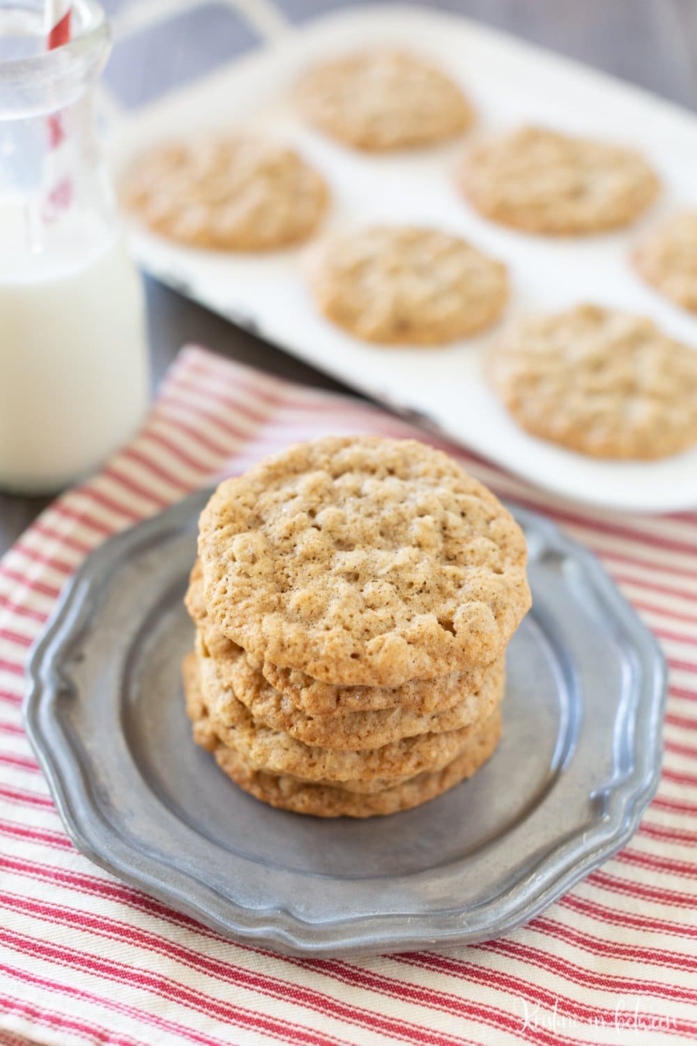 Old-Fashioned Oatmeal Cookies