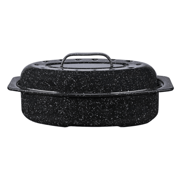 Small roasting pan with a lid.